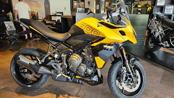 TRIUMPH TIGER 800 SPORT TRIUMPH TIGER 800 SPORT